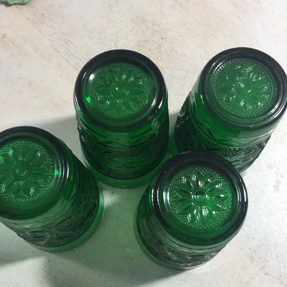 Vintage Anchor Hocking juice depression glass green “Sandwich “pattern - Picture 5 of 10